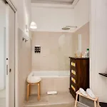 Guest house Your House
