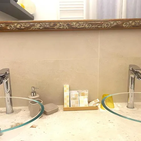 Your House 4* Генуя