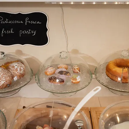 Your House Pensión Génova