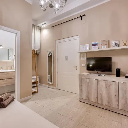 Your House 4* ג'נובה
